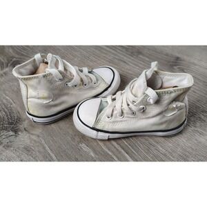 Baby Converse High Tops Multicolor Tiny 7 PREOWNED Distressed Logo 761264C